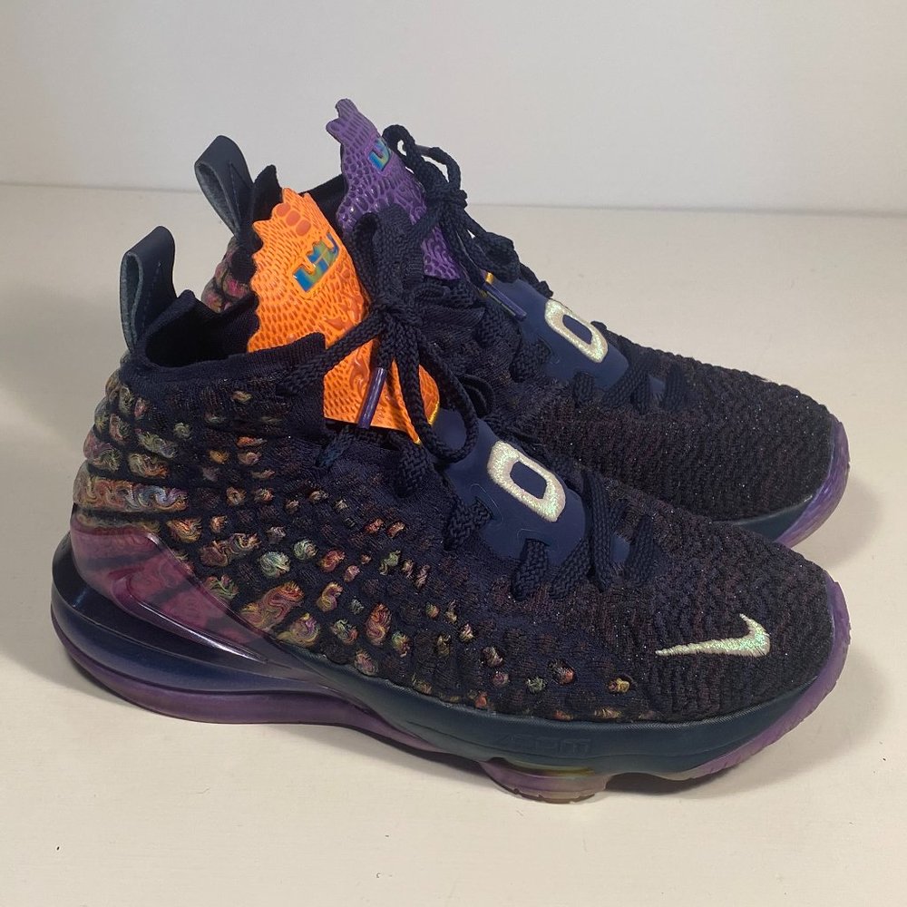 Nike Lebron James XVII 17 Monstars (CW1036-400) Sneakers Women 6.5 (5Y)
